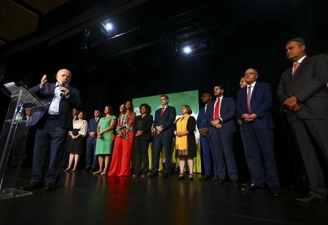 Dez ministros de Lula (PT) são empossados nesta 3ª