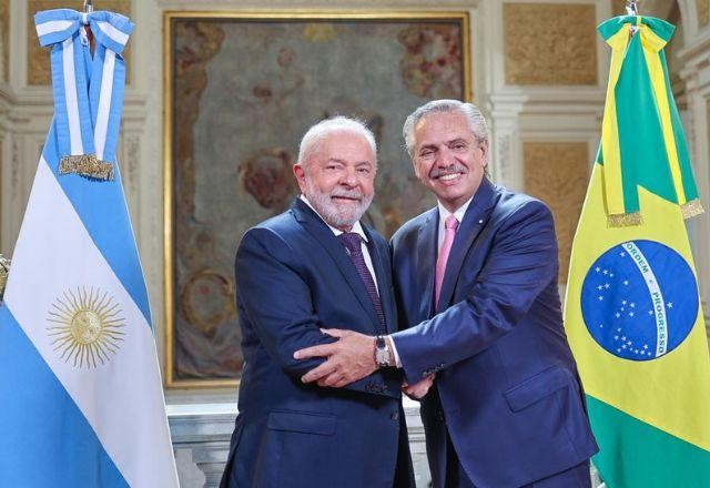 Imagem da noticia Após assinatura de atos, Lula e Fernández fazem declaração; assista