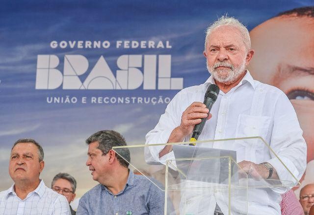Imagem da noticia Avião de Lula não consegue pousar e agenda em Goiás é cancelada
