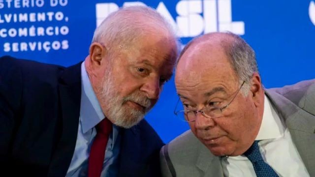 Lula se reúne com chanceler e recebe ligação de Biden para tratar das eleições na Venezuela