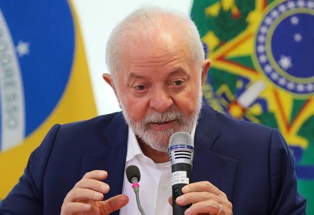 Imagem da noticia Lula inclui 14 trechos de rodovias no Programa Nacional de Desestatização