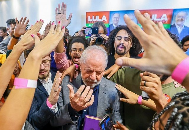 Imagem da noticia Lula cria Dia Nacional do Pastor Evangélico e reconhece em lei as expressões artísticas cristãs