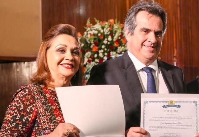 Imagem da noticia Eliane Nogueira é mãe e suplente de Ciro Nogueira no Senado