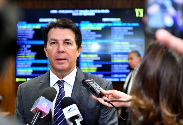 Imagem da noticia Presidente da CPMI diz que ações do STF impedem trabalho da comissão