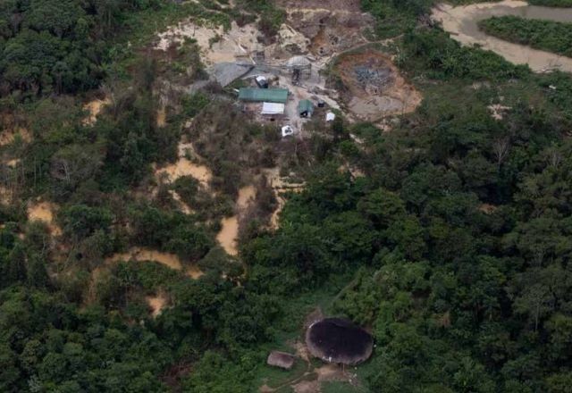 Garimpo ilegal aumenta devastação em terras indígenas, aponta Greenpeace