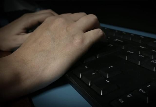 Imagem da noticia Denúncias de neonazismo na internet crescem 60% em 2021