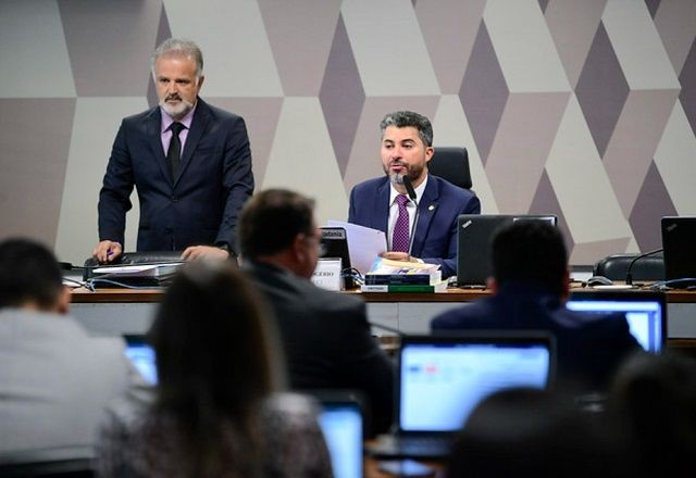 Imagem da noticia CCJ do Senado aprova isenção de IPVA a carros com mais de 20 anos