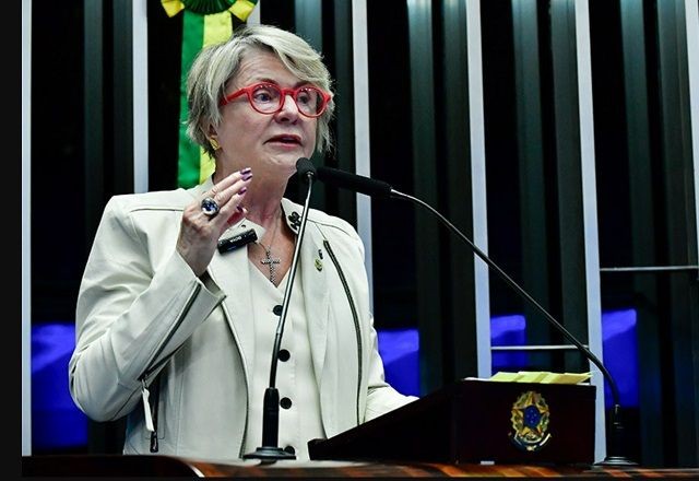 Imagem da noticia Comissão do Senado aprova isenção de FGTS e INSS para trabalhadores aposentados; entenda