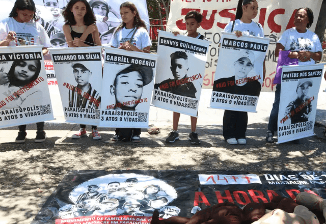 Imagem da noticia Promotoria pede júri popular para 13 PMs por mortes em baile funk de Paraisópolis