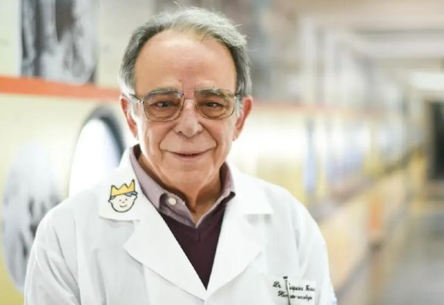 Imagem da noticia Morre médico que realizou primeiro transplante de medula óssea no Brasil