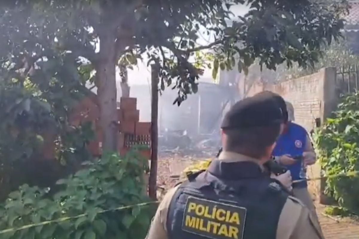 Imagem da noticia Sozinha em casa, menina de 2 anos morre em incêndio