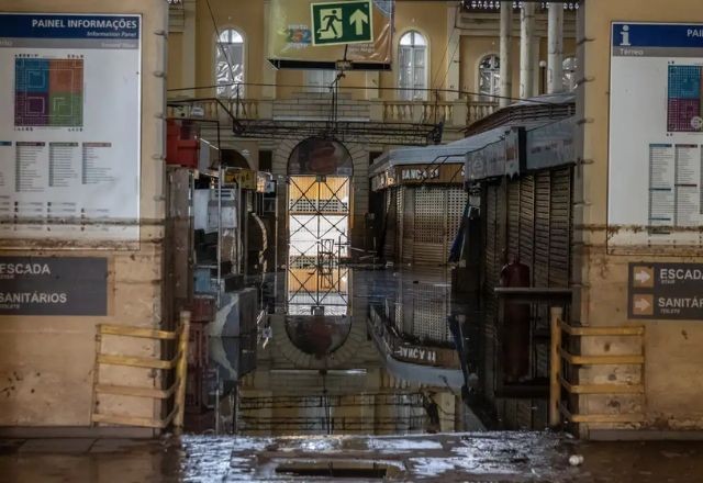 Imagem da noticia Mercado Público de Porto Alegre volta a funcionar parcialmente após 41 dias fechado por inundação