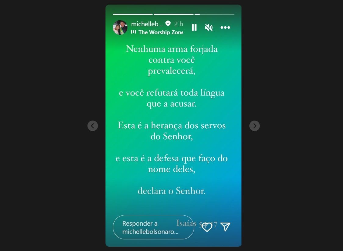 Michelle publica versículo após buscas da PF contra Carlos Bolsonaro