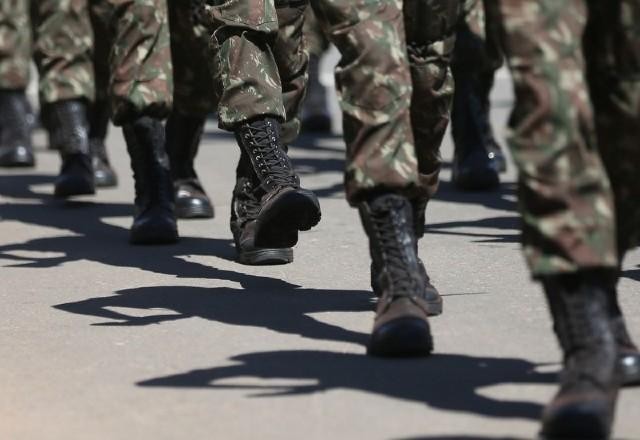 Imagem da noticia Número de militares em postos civis do governo cresceu 193% desde 2013