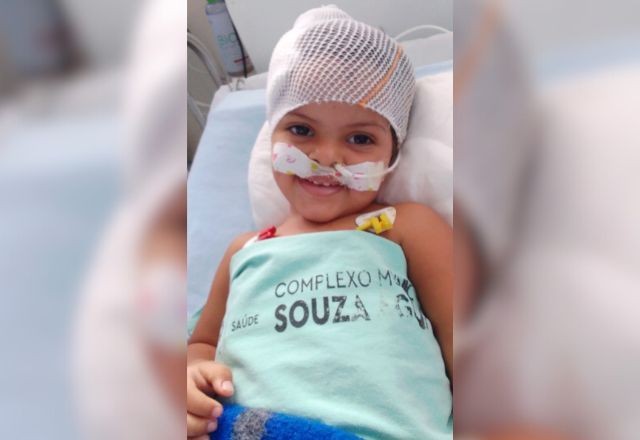 Imagem da noticia Menina de 2 anos baleada na cabeça acorda do coma induzido