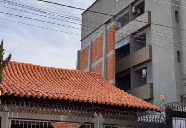 Imagem da noticia Morador constrói muro de 13 metros em MG para garantir privacidade e viraliza nas redes