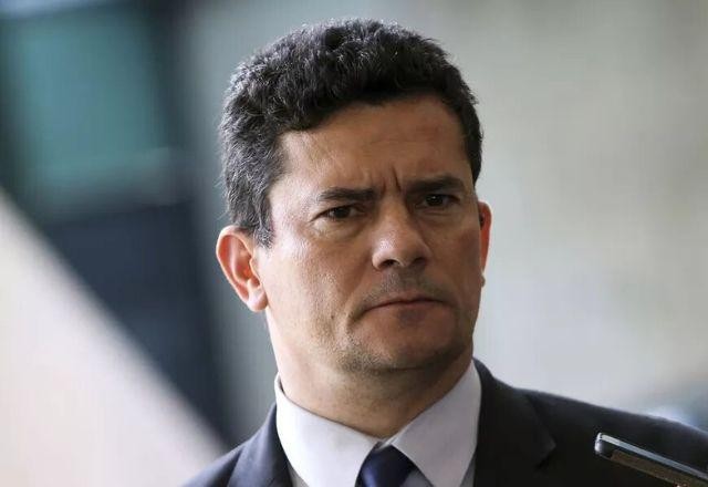 Sergio Moro declara apoio a Bolsonaro no 2º turno