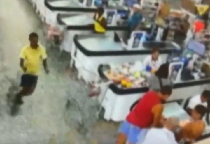Imagem da noticia Homem mata segurança de mercado após ser flagrado roubando chocolates