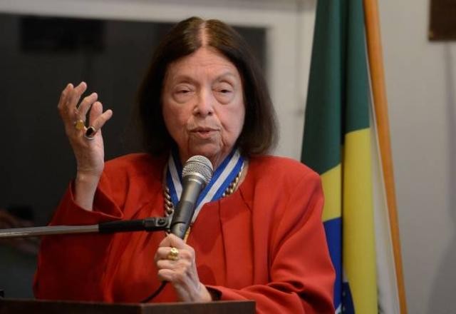 Imagem da noticia Morre Nélida Piñon, aos 85 anos: primeira mulher a presidir a ABL
