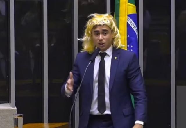 Imagem da noticia Moraes envia pedido de suspensão das redes sociais de Nikolas para a PGR
