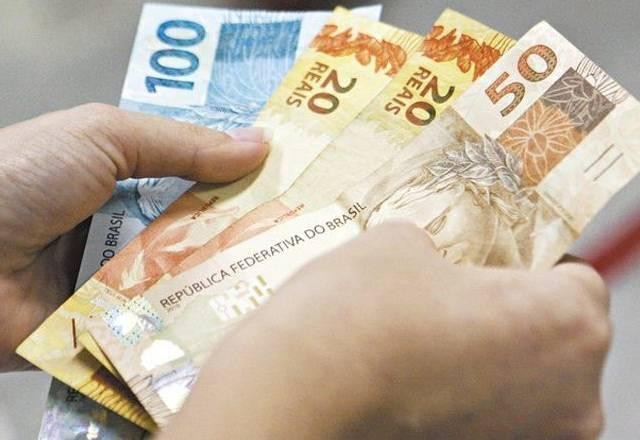 Imagem da noticia Nascidos em fevereiro podem sacar auxílio emergencial nesta 3ª feira