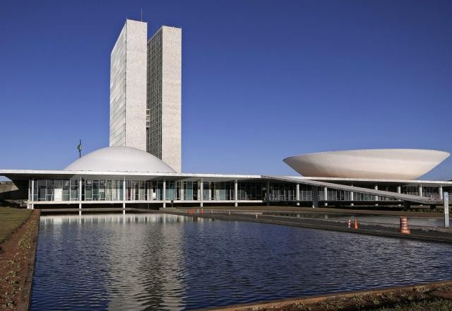 Brasil cai quatro posições em índice de Estados Democrático de Direito