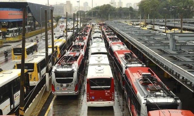 Greve em SP: Justiça determina que motoristas garantam 100% do efetivo nos horários de pico