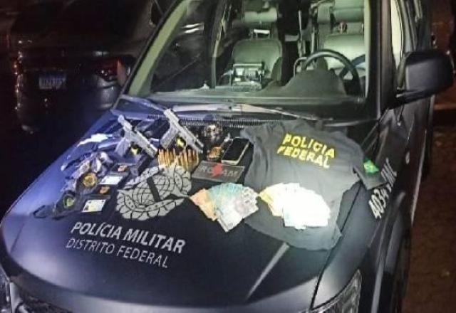 Imagem da noticia Falsos agentes da PF são presos extorquindo comerciantes