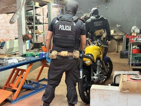 Imagem da noticia Operação desarticula quadrilha que usava perfis falsos de deputados em golpes virtuais no DF