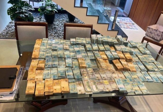 Imagem da noticia Filho de desembargador e servidor do Tribunal de Justiça de MS negociavam sentenças pagas, aponta PF