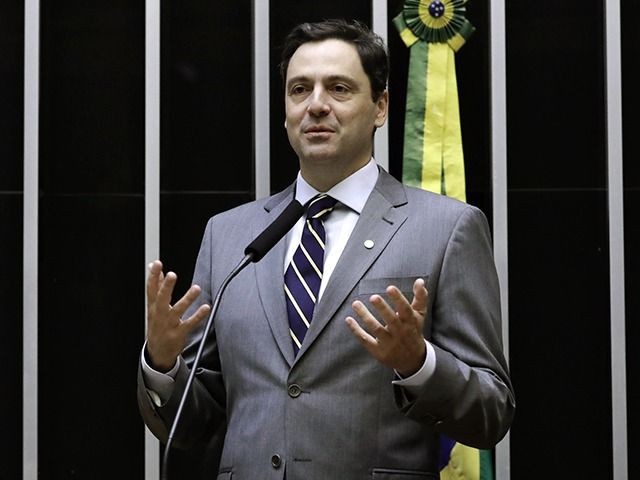 Imagem da noticia Deputado do PL critica pacote do governo: "Justiça fiscal é a maior idiotice como argumento"