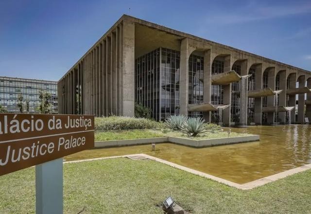 Imagem da noticia Ministério da Justiça envia pacote de medidas para endurecer as penas para crimes ambientais