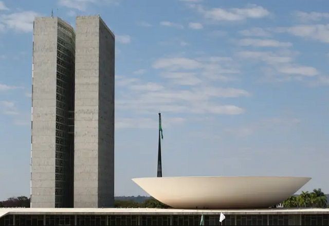 Imagem da noticia Lira se reúne com Haddad e líderes da Câmara para discutir projeto da reforma tributária