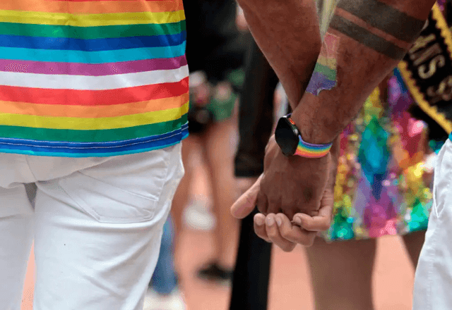 Imagem da noticia  Parada LGBTQIA+ leva famílias à Av. Paulista e propõe reflexão sobre o envelhecimento
