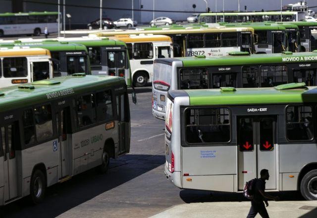 Imagem da noticia PIB do Brasil de 2021 é revisado para baixo pelo IBGE e vai de 5% para 4,8%