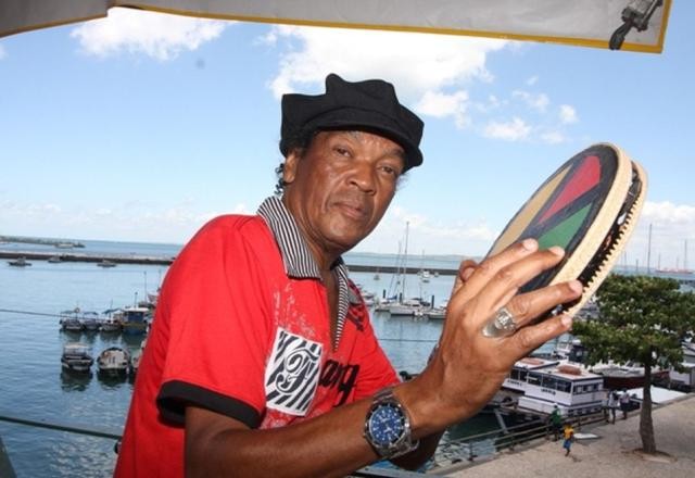 Imagem da noticia Morre aos 73 Paulinho Camafeu, compositor de hits da Axé Music
