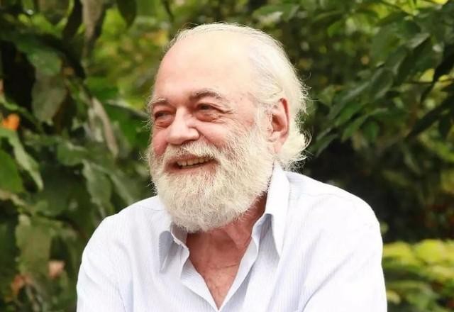 Imagem da noticia Poeta Paulo André Barata morre no dia de seu aniversário de 77 anos