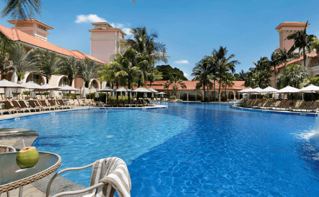 Imagem da noticia Menina que teve cabelo preso em piscina de resort no interior de SP morre após 11 dias internada 