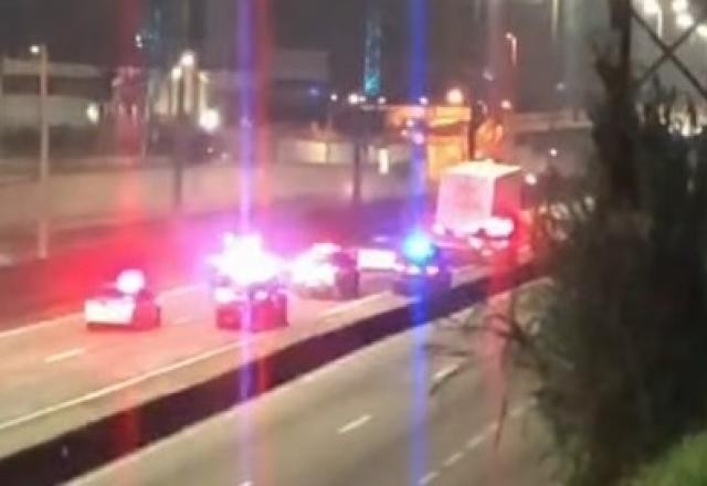 Imagem da noticia Polícia persegue carreta e motorista feito refém por criminosos é libertado