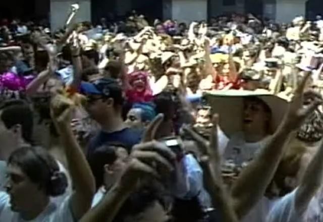 Imagem da noticia Organizadores de festa da USP divulgam cartilha sobre uso de drogas