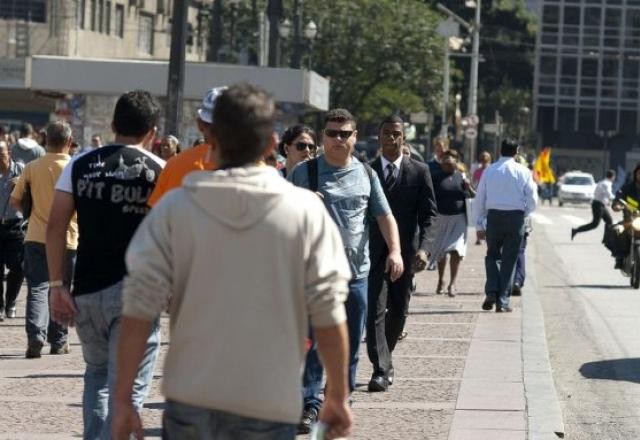 Classe média foi a que mais perdeu rendimentos por conta da pandemia