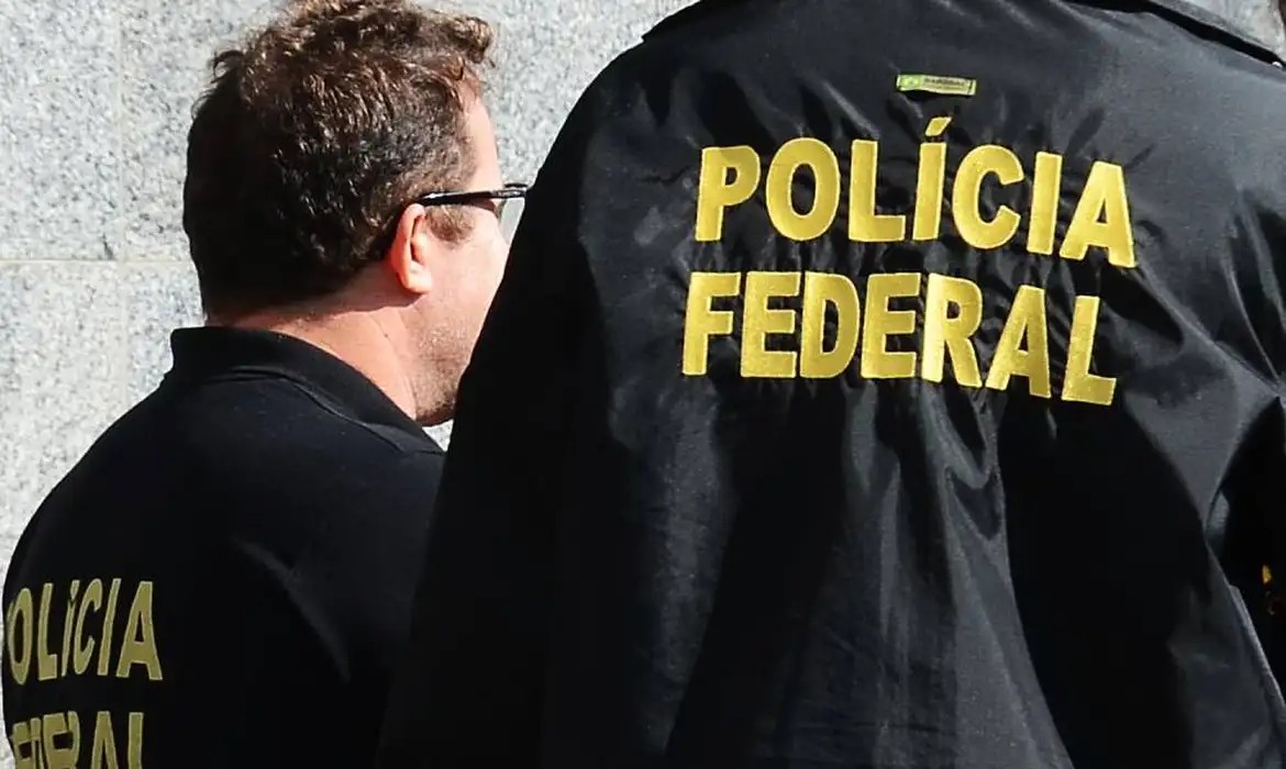 Imagem da noticia Câmara aprova urgência de projeto que restringe delações premiadas de presos