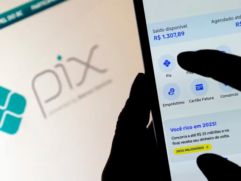 Imagem da noticia PIX fora do ar? Usuários relatam instabilidade no sistema de pagamento nesta terça (24)