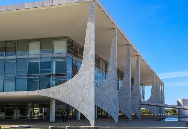 Imagem da noticia Governo abre crédito suplementar de R$ 32,4 bilhões para repasses a estados e municípios