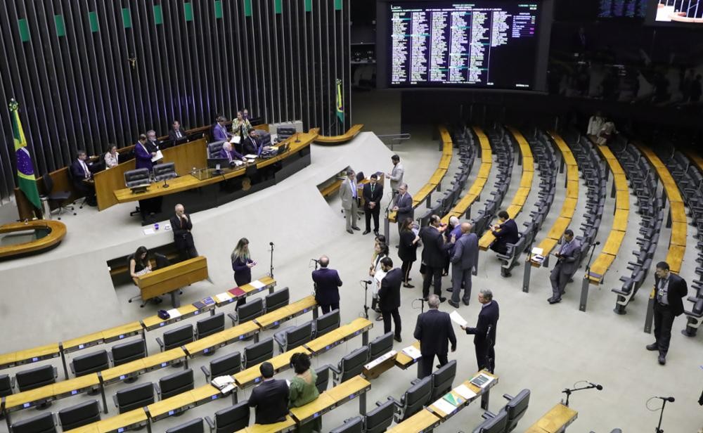 Imagem da noticia Câmara não conclui desoneração a tempo e governo aciona STF