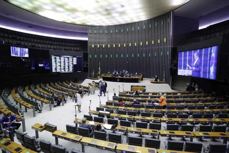 Câmara quer votar proposta que criminaliza a posse de drogas antes das eleições