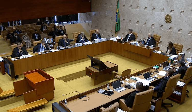 Imagem da noticia Fachin adia julgamento sobre suspensão dos penduricalhos para 25 de março 