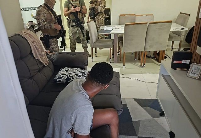 Imagem da noticia Polícia Civil prende líder do tráfico de drogas em Praia Grande (SP)