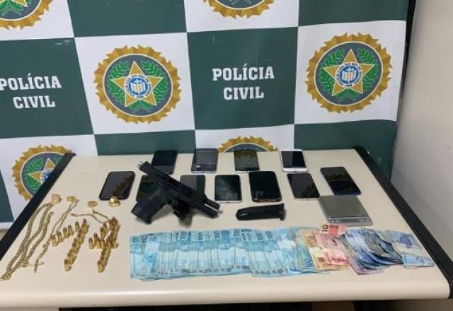 Imagem da noticia Quadrilha "ostentação" suspeita de estelionato é presa no RJ