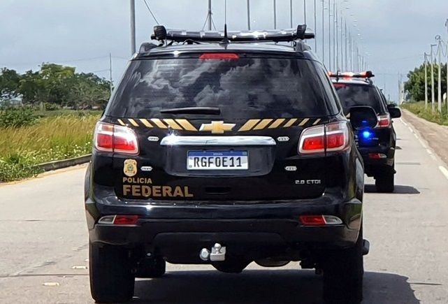 Imagem da noticia PF prende 8 em operação contra tráfico internacional de drogas